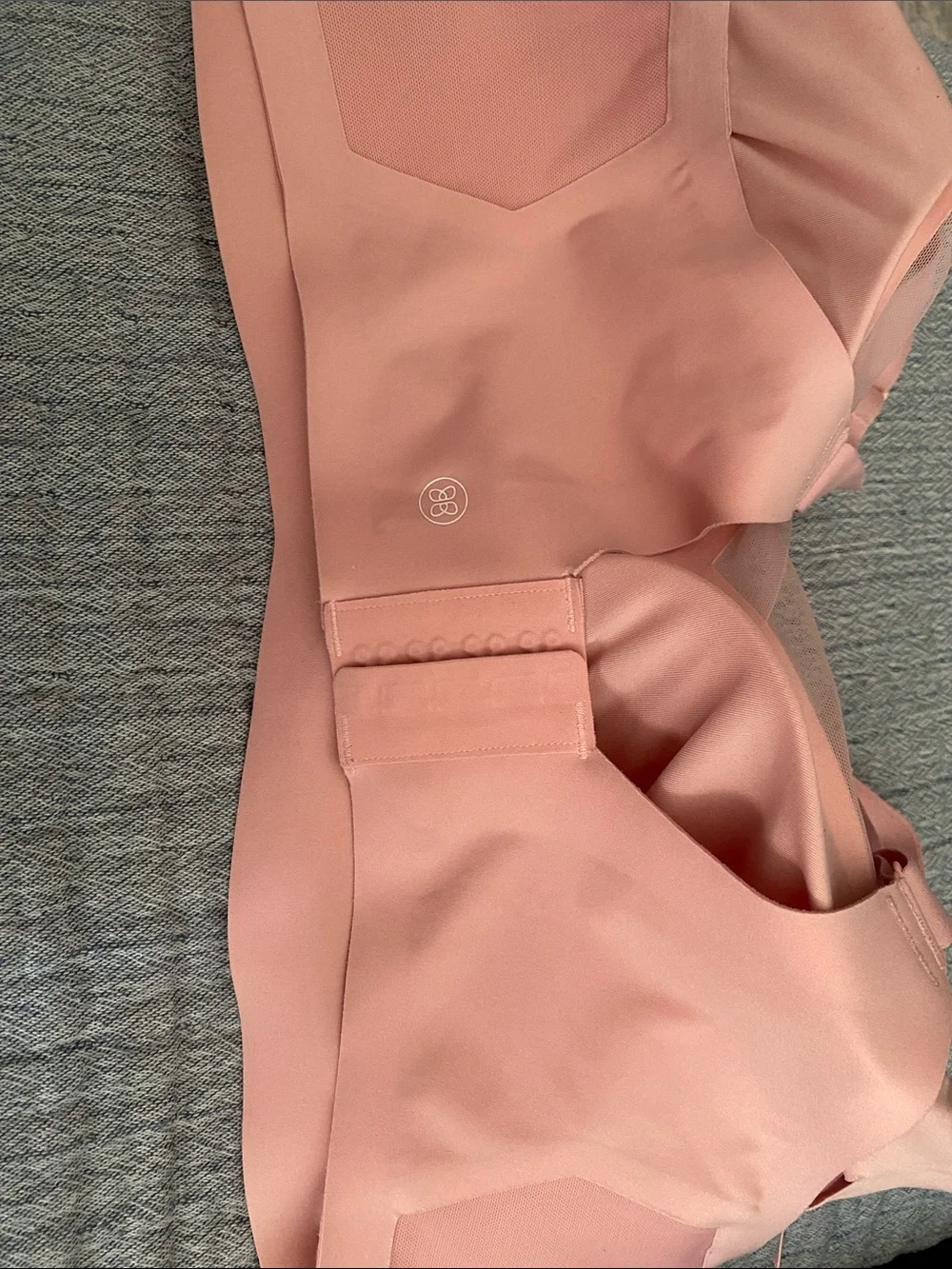 Honeylove Crossover Hard to find size 1x+ suitable D cup. Light Pink Padded Bra